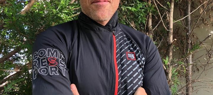 Hurricane Jacket V2 by Compressport : Ou quand légèreté, confort et performance s’unissent à merveille dans une veste de toute beauté !