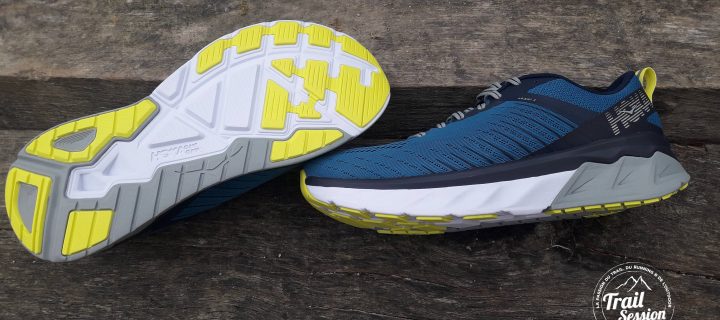 Hoka One One Arahi 3 : Ou comment planer sur route !