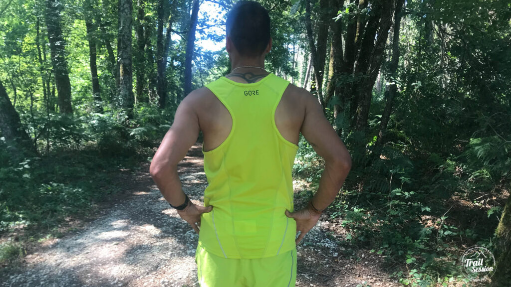 Gore Wear Running Essentials : short et débardeur de dos