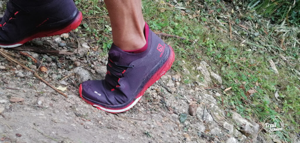 photo chaussures SALOMON S-LAB ULTRA 3 système Contagrip accroche