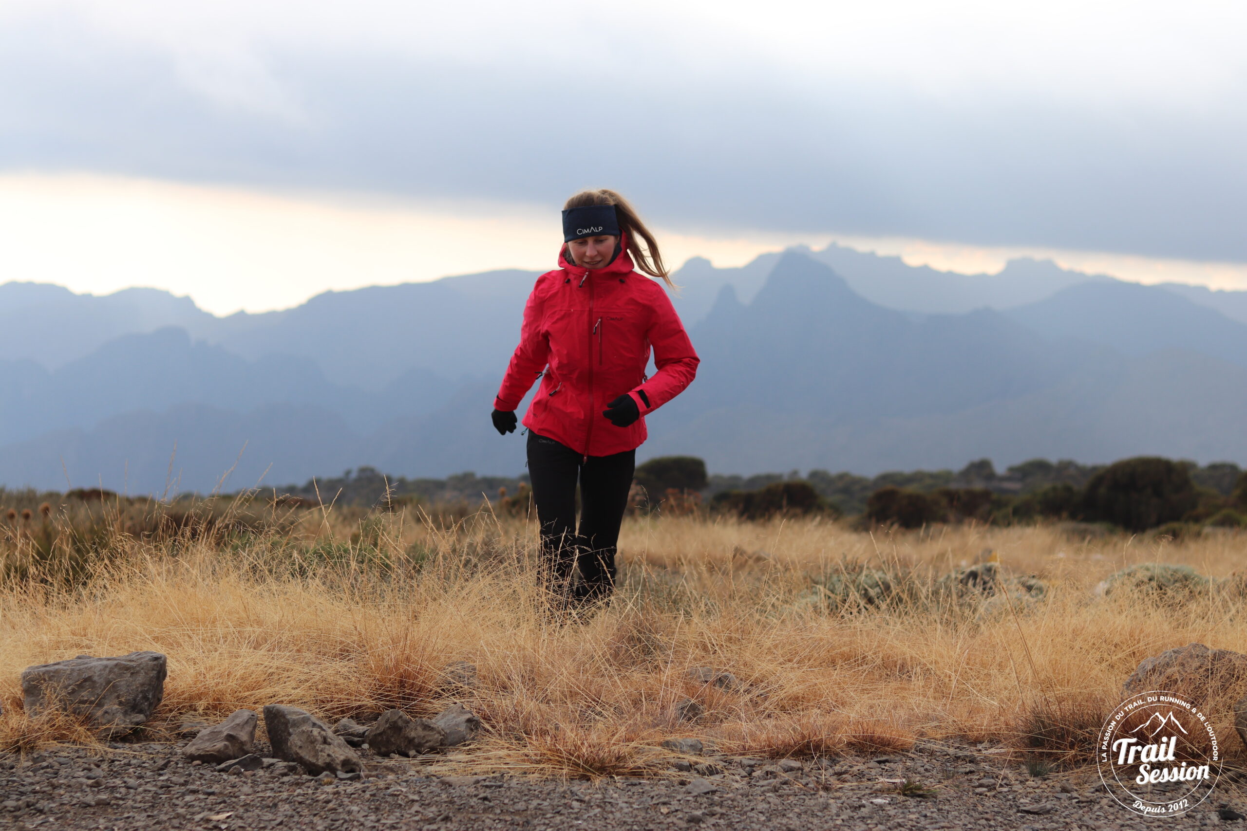 ascension du Kilimanjaro avec la veste peak 4F