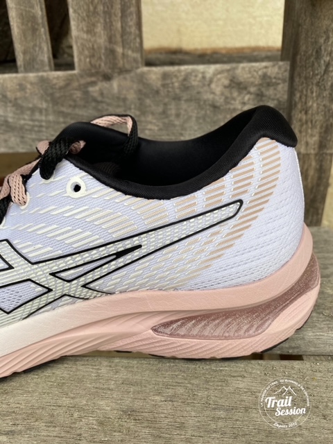 Comparatif chaussures running Asics Cumulus 22