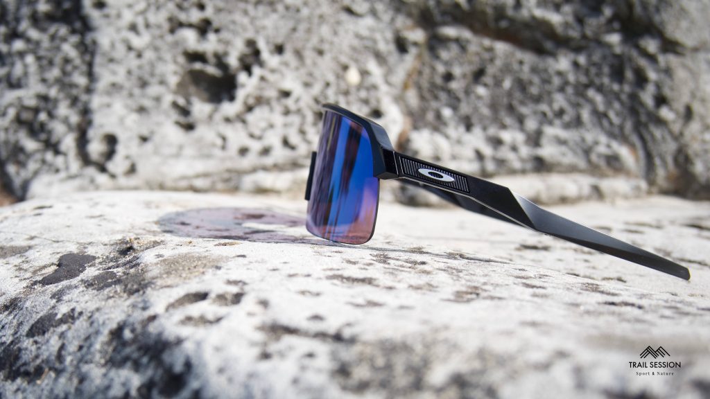 Oakley Sutro lite