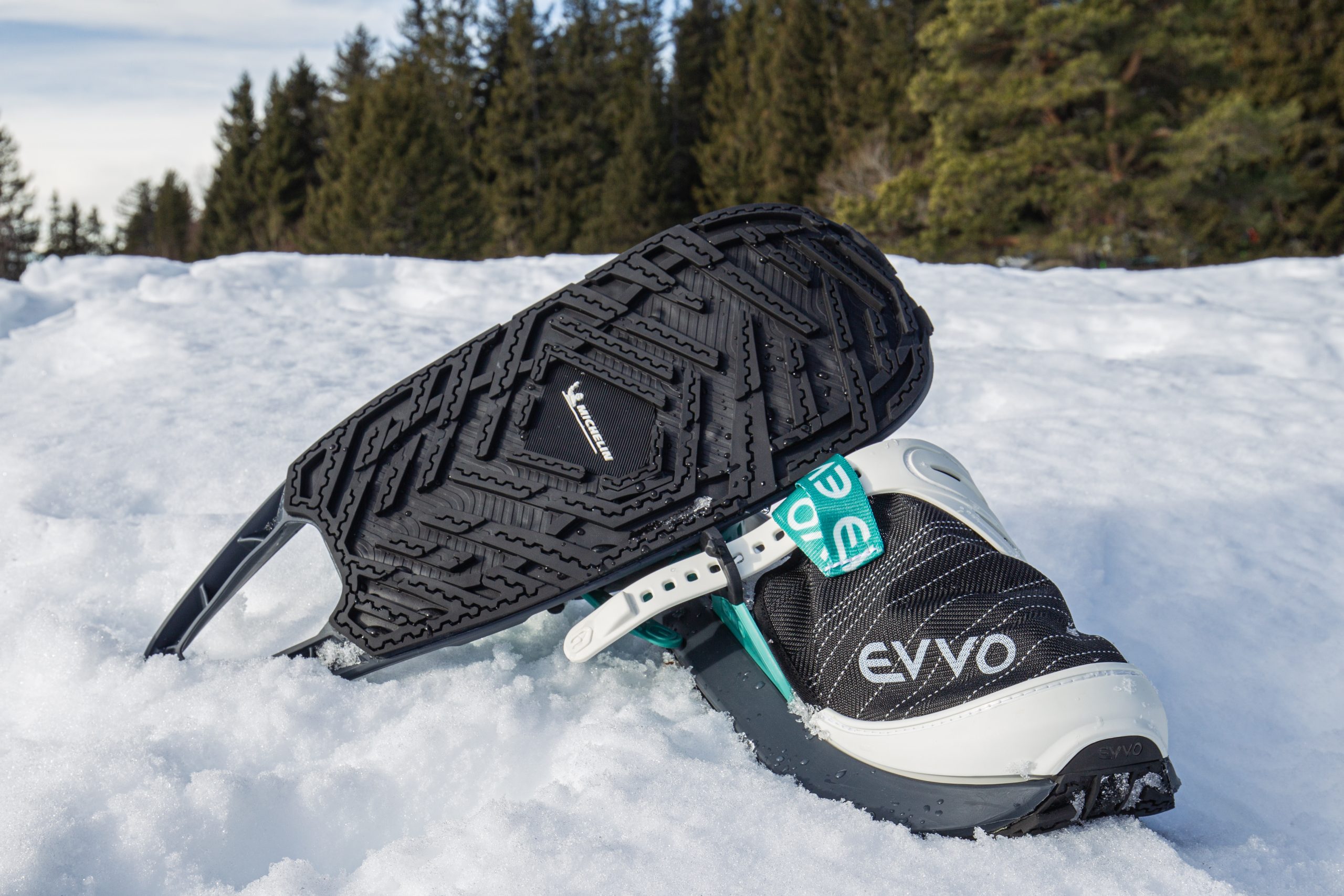 Tous savoir sur la raquette à neige - Evvo Snowshoe