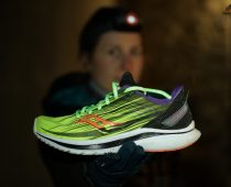 Kinvara 12 VIZIPRO de Saucony : bondissante… ET réfléchissante !