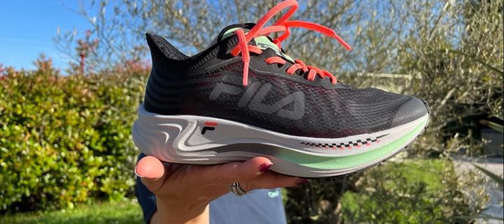 Racer Carbon FILA [ Test & Avis ] : une chaussure haute en couleurs !