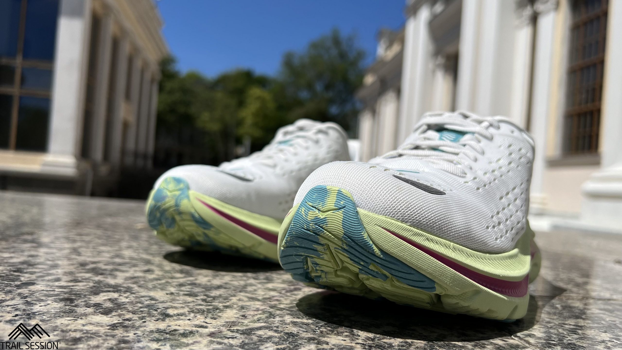 Hoka One One Kawana