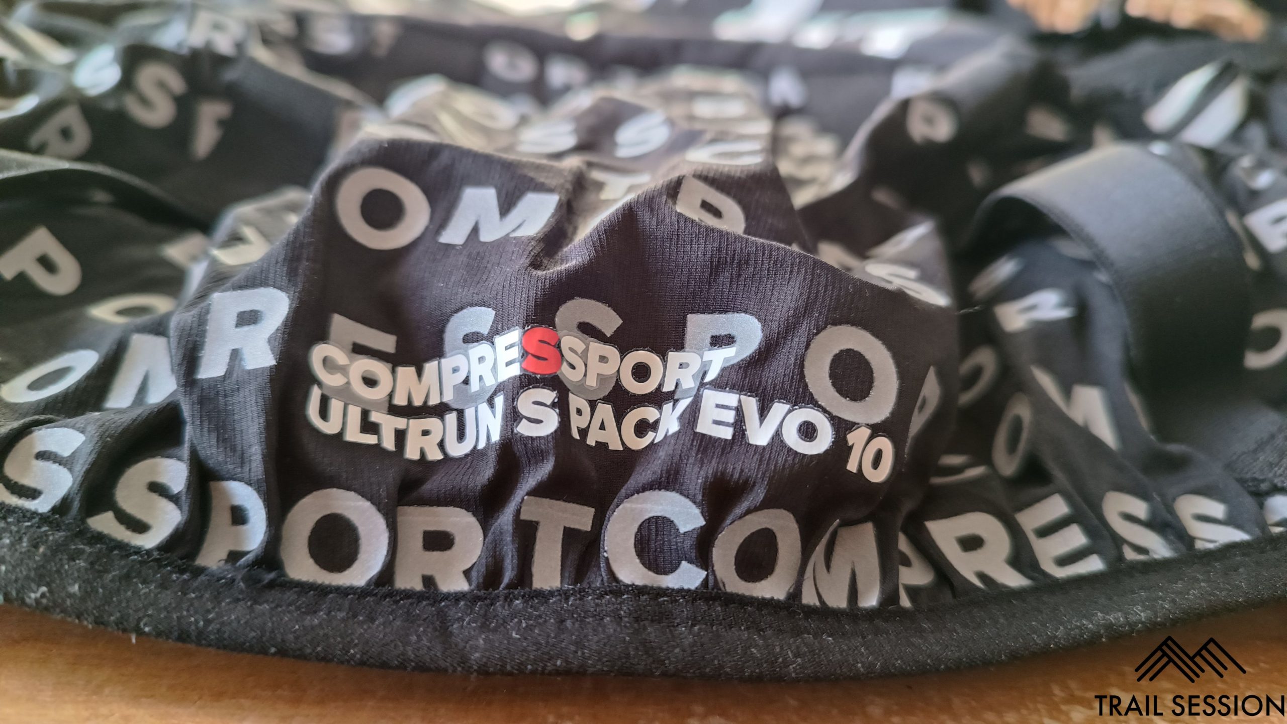 UltRun S Pack Evo 10 Compressport