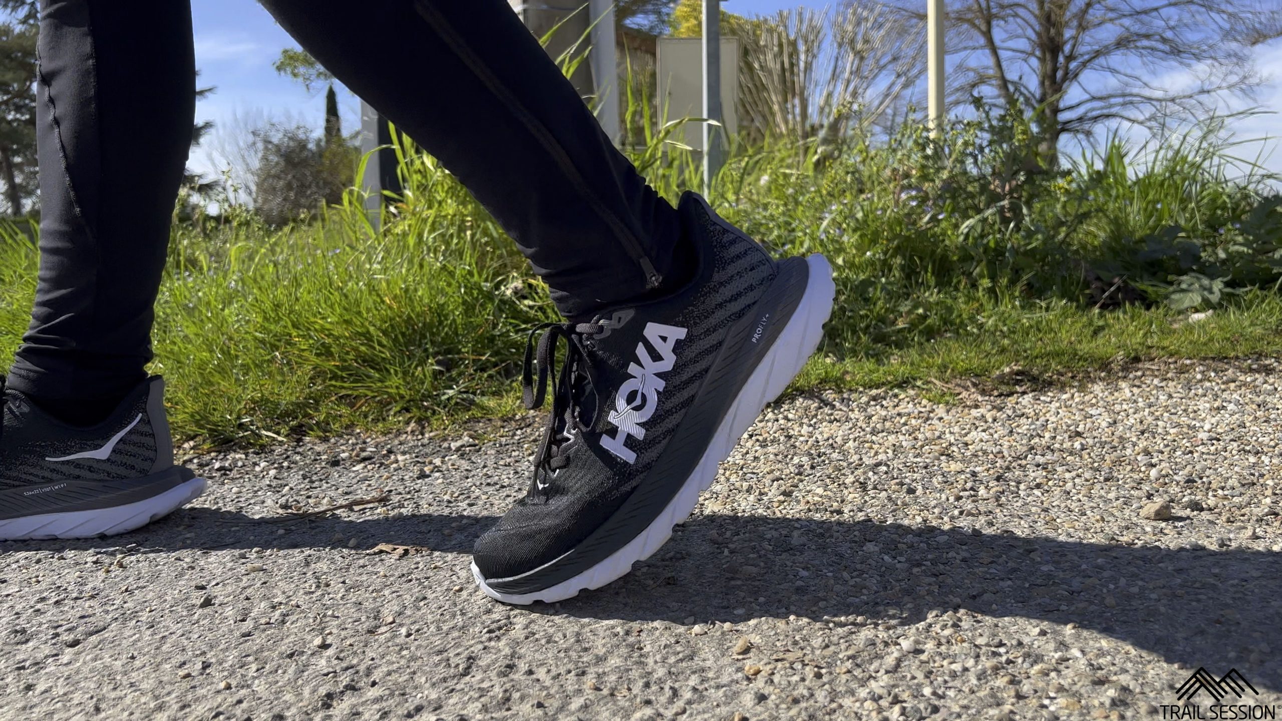 Hoka Mach 5