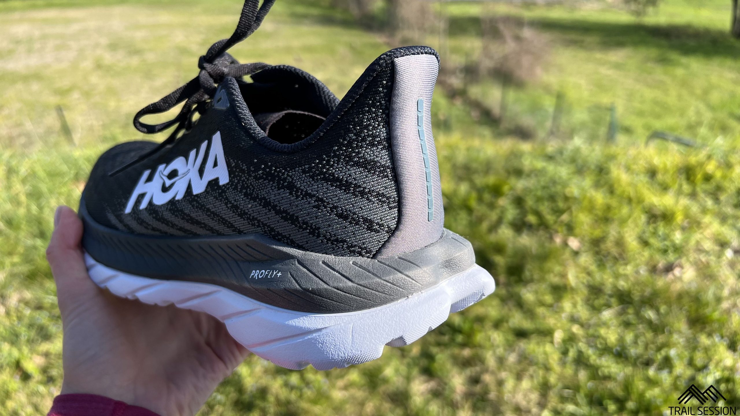 Hoka Mach 5