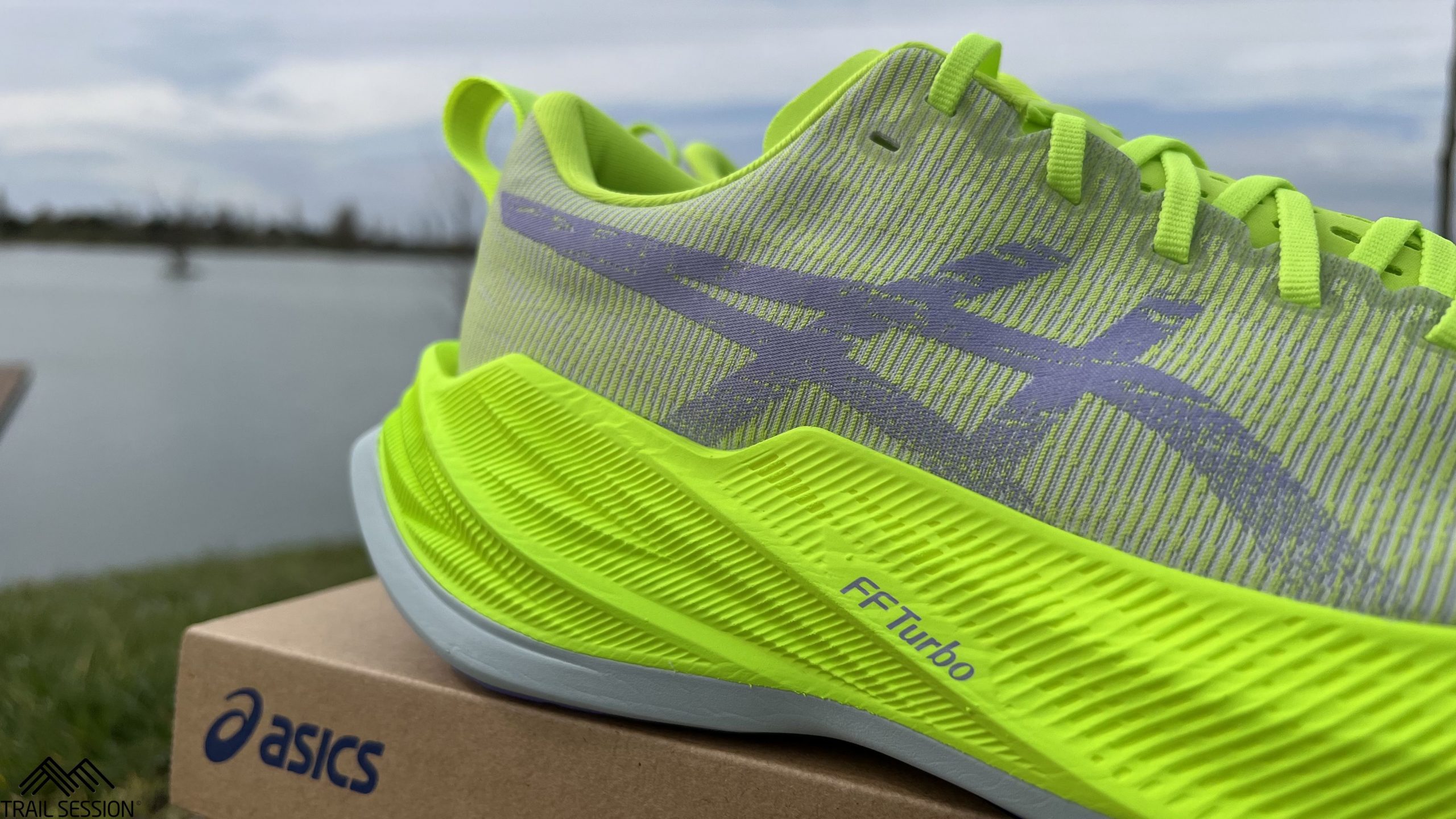 Test Asics Superblast