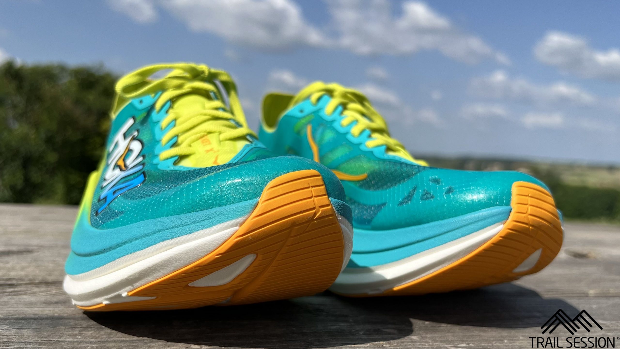 Test Hoka Rocket X2