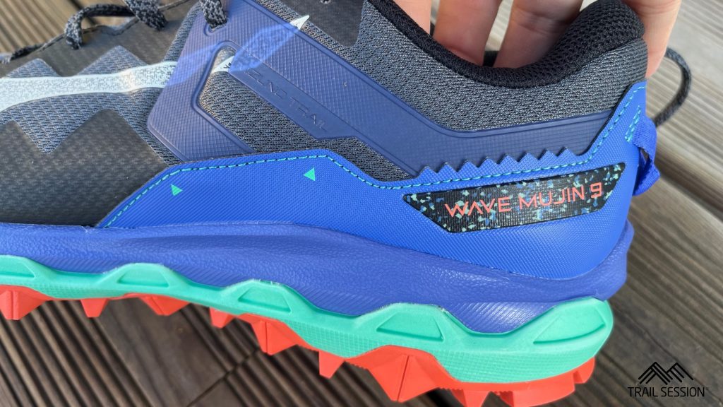 Mizuno Wave Mujin 9