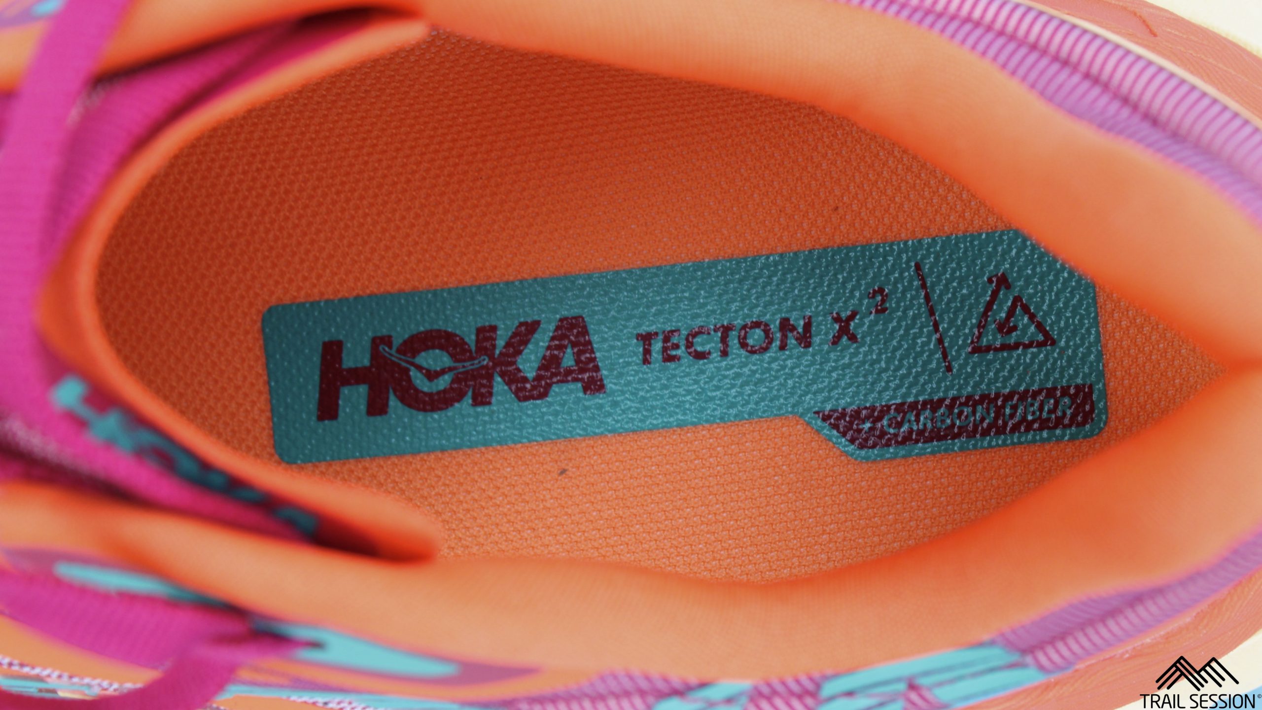 Test Hoka Tecton X2