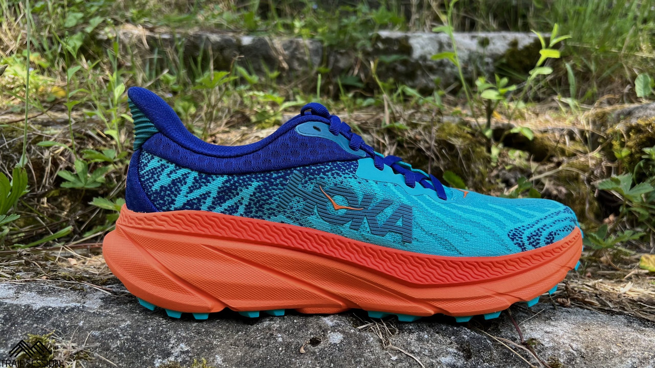 Hoka Challenger ATR7