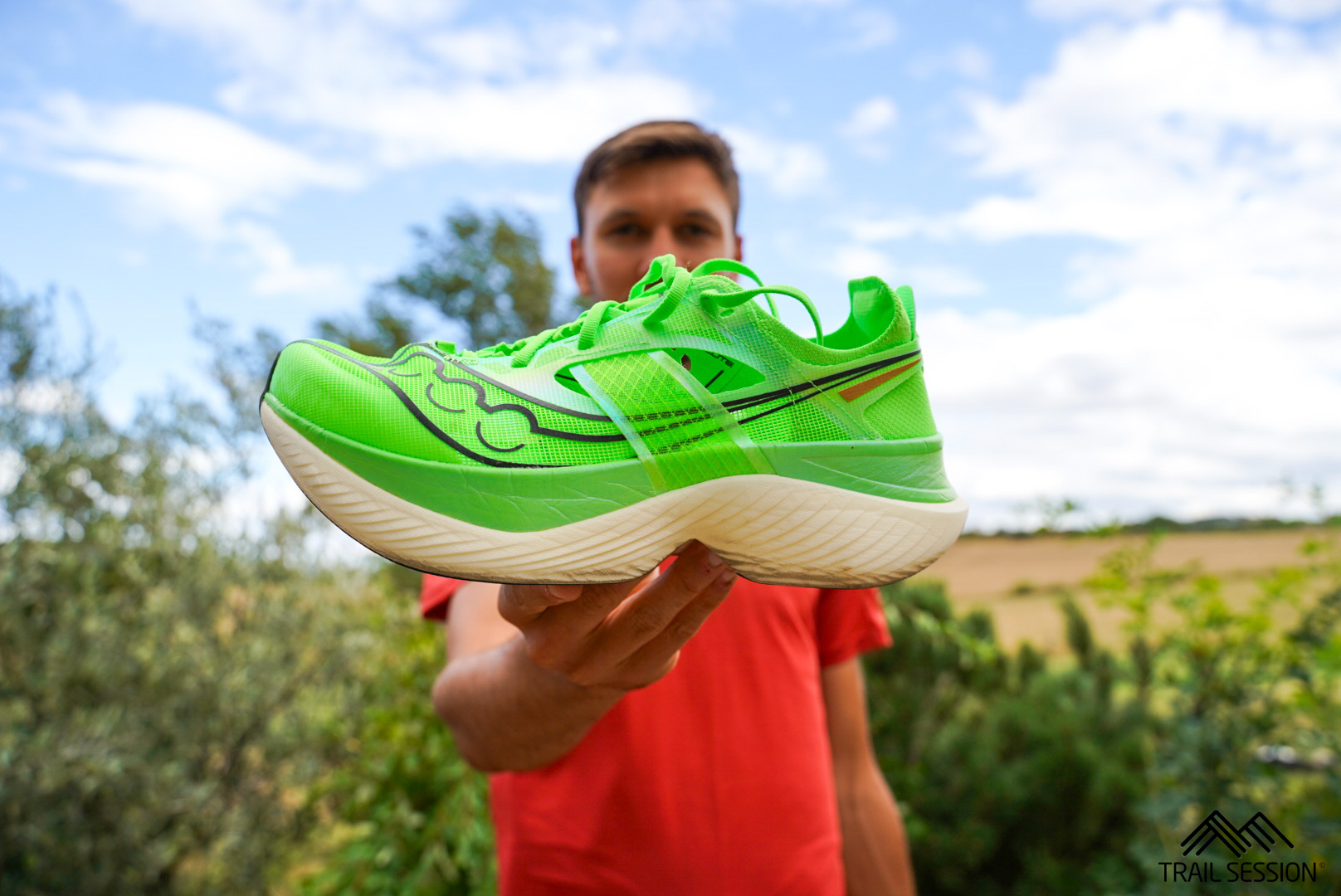 Saucony Endorphin Elite