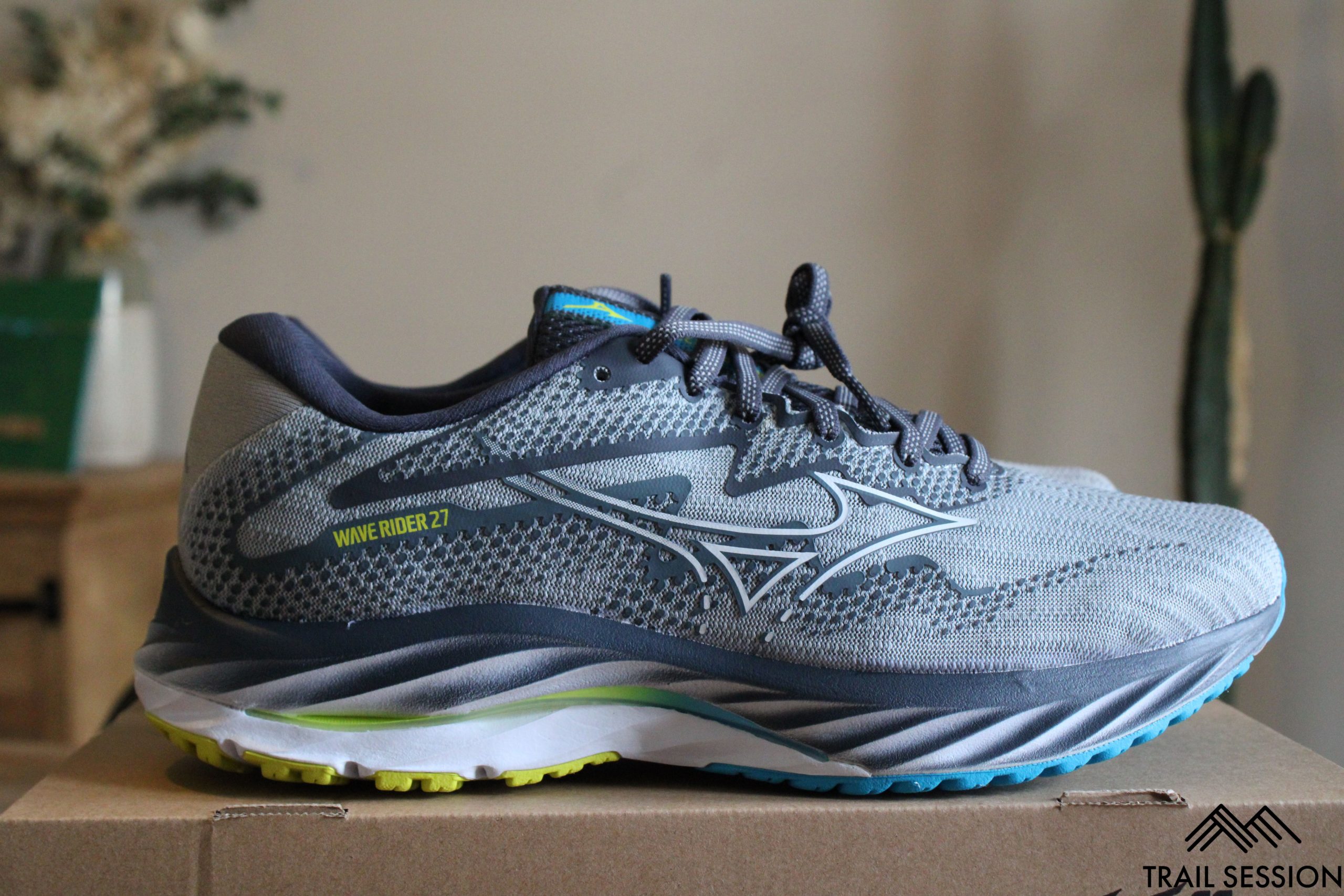 Mizuno Wave Rider 27