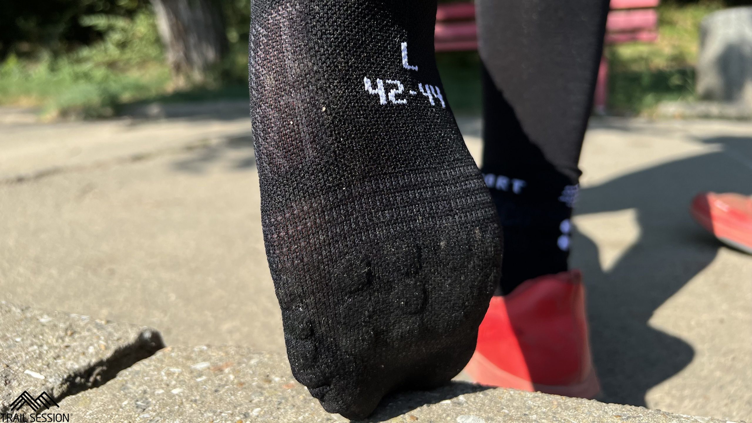 Compressport Black Edition 2023