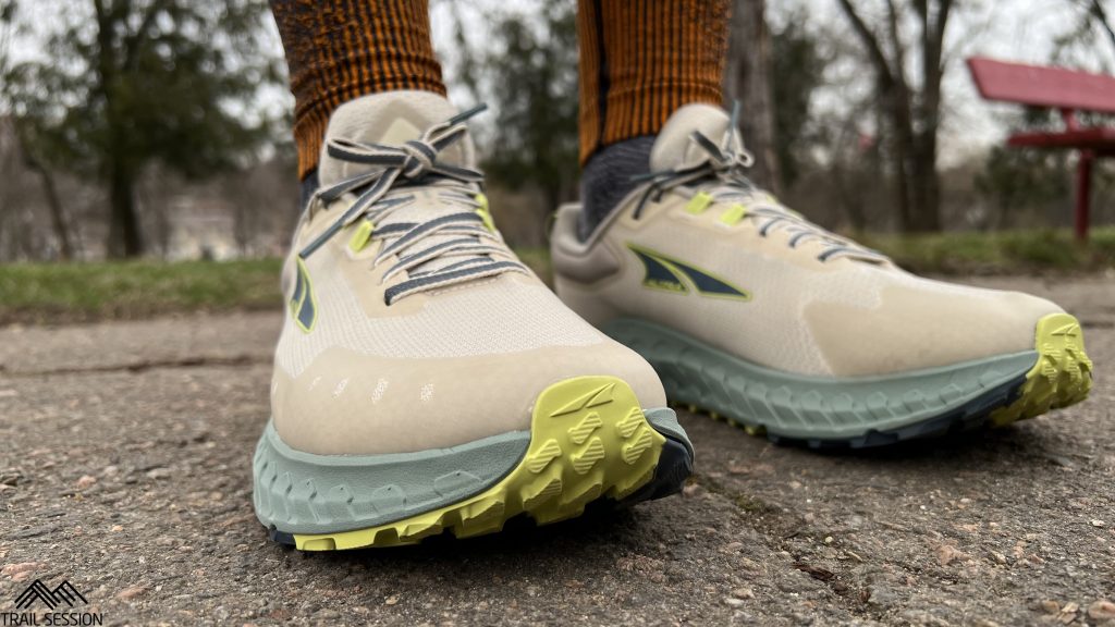 Altra Outroad 2